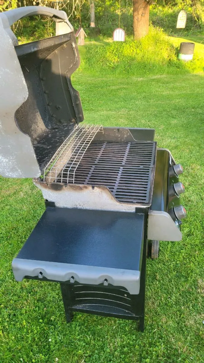 Weber Spirit 3 Burner BBQ - Image 3