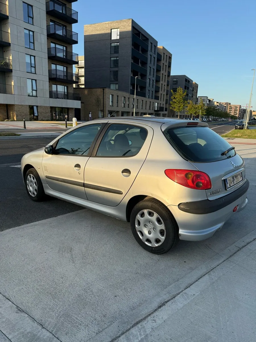 Peugeot 206 1.1 petrol Nct 3/26 Tax 3/26 - Image 1