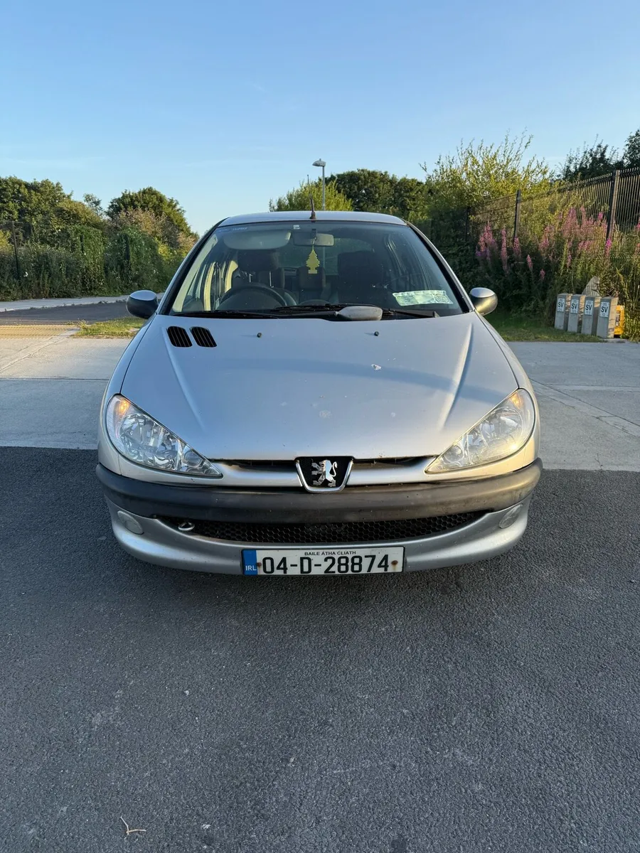 Peugeot 206 1.1 petrol Nct 3/26 Tax 3/26 - Image 3