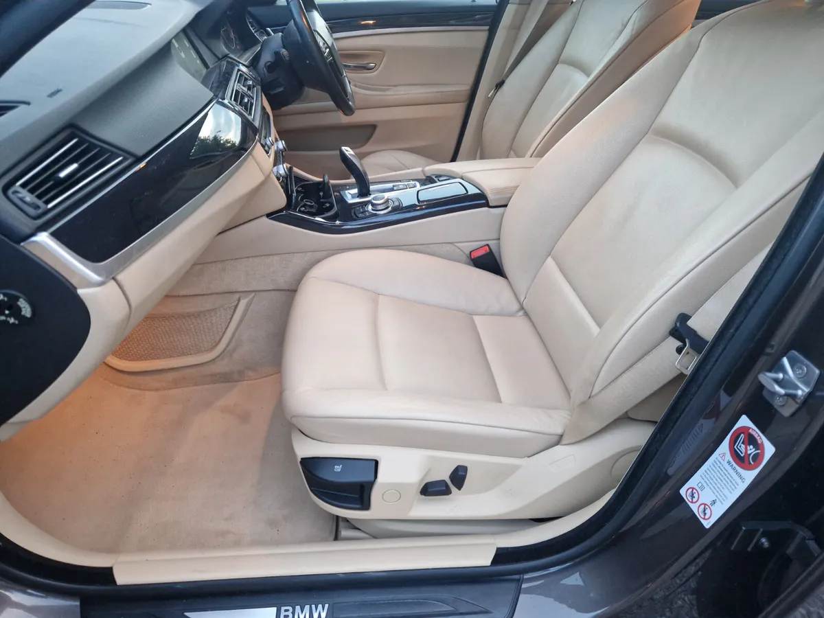 BMW 520 SPORT, AUTO LOW KMS, NEW NCT SUPERB - Image 4