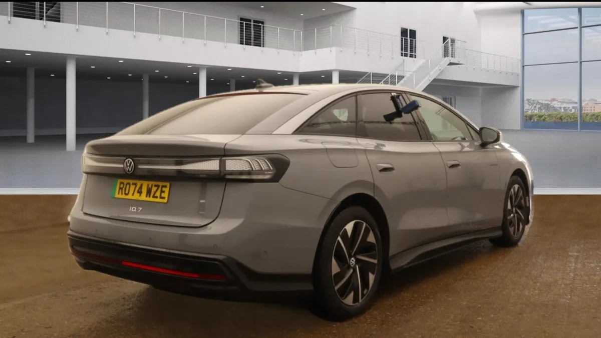 2024 Volkswagen ID7 Pro Plus 77KWH - Image 4