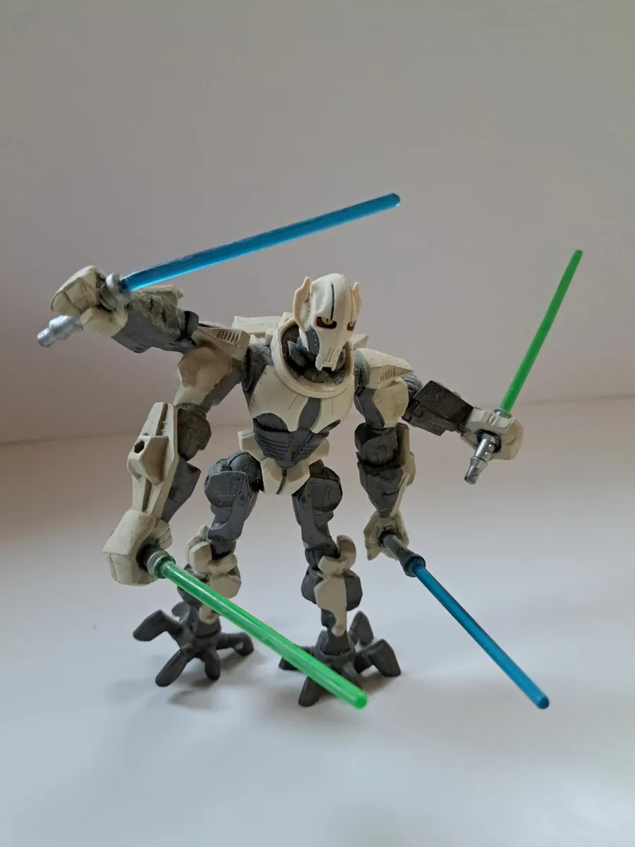 A collection of Star Wars figurines - Image 2