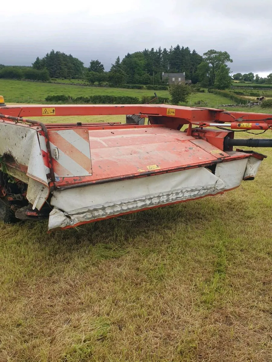 Kuhn 302 mower - Image 2