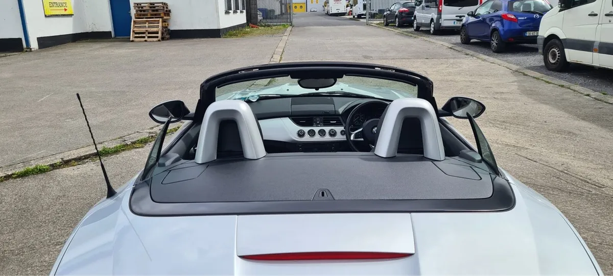 BMW Z4 S DRIVE 2.0 TURBO - Image 3