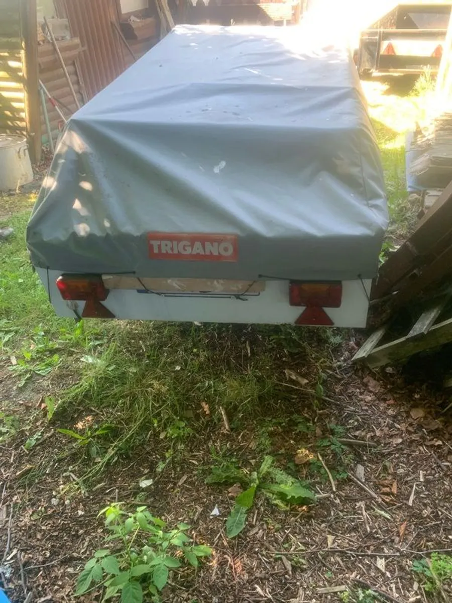 Trailer tent - Image 1