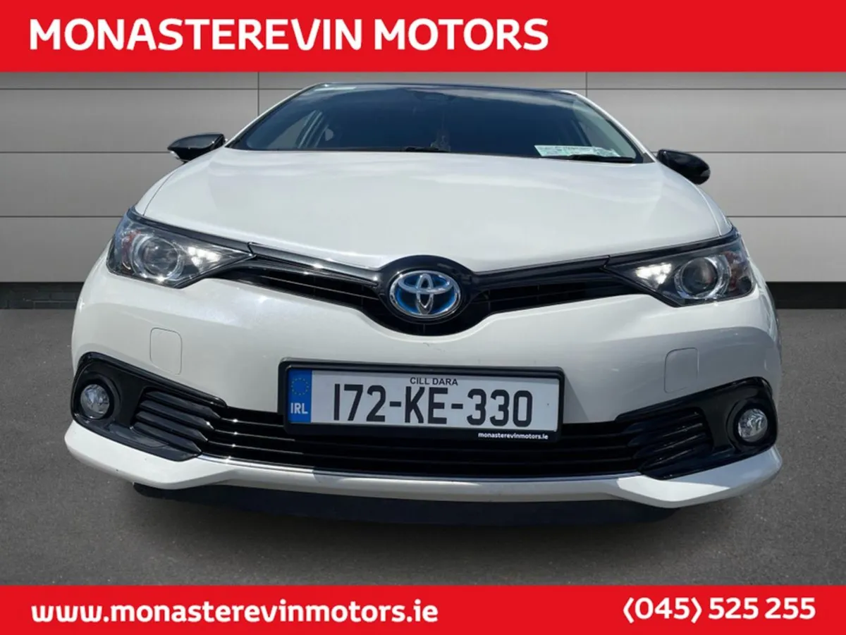 Toyota Auris Hybrid Luna Sport 4DR Auto - Sold Wi - Image 3
