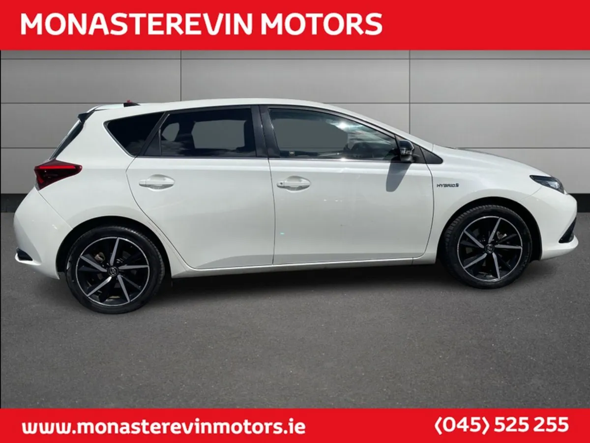 Toyota Auris Hybrid Luna Sport 4DR Auto - Sold Wi - Image 4
