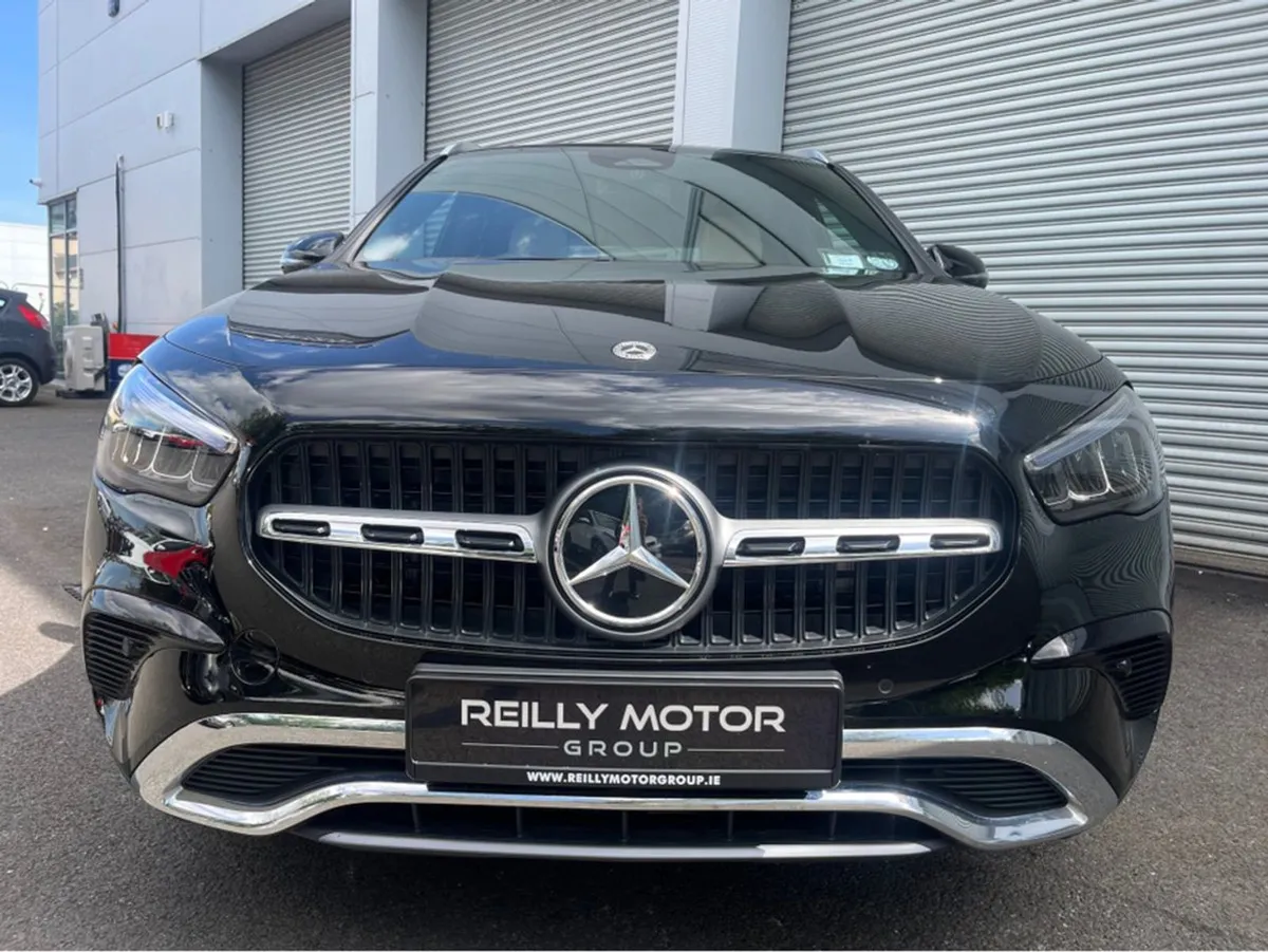 Mercedes-Benz GLA Class 2.0 Diesel 180 D Progress - Image 3