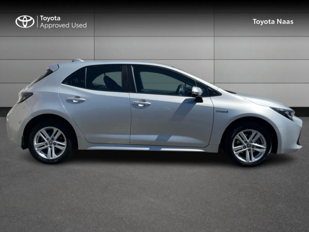 Toyota Corolla COROLLA HYBRID LUNA H/B - Image 3