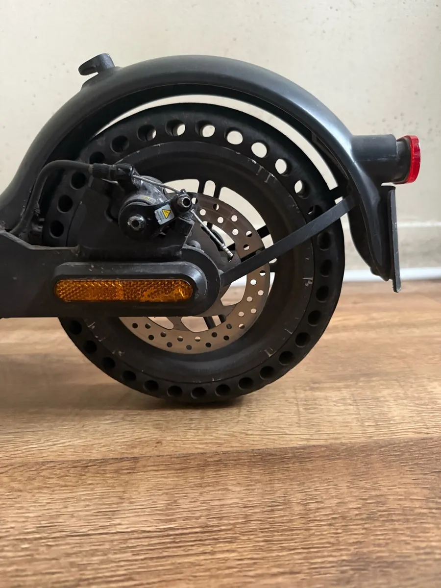 Scooter - Image 2