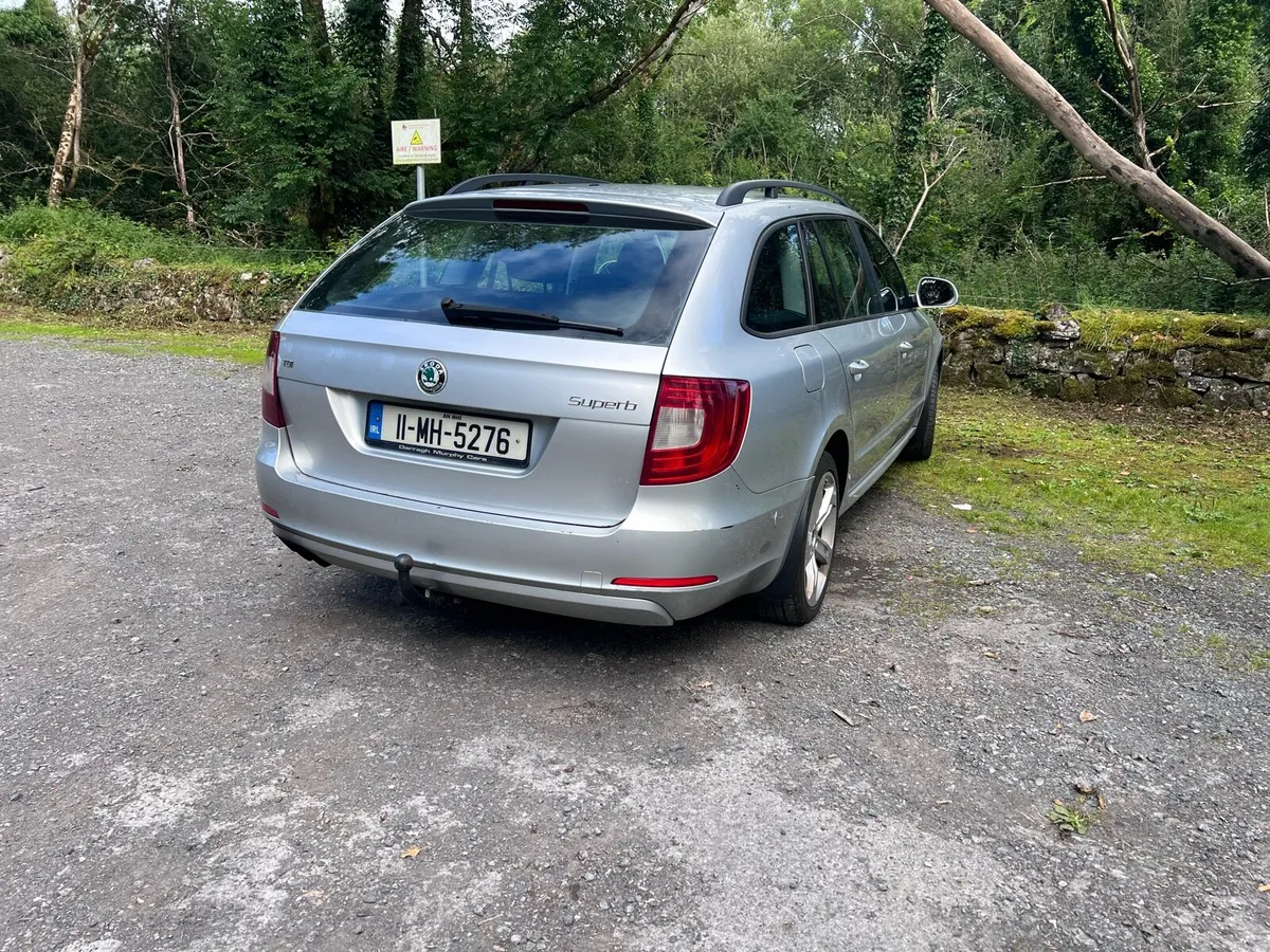 Skoda Superb - Image 3