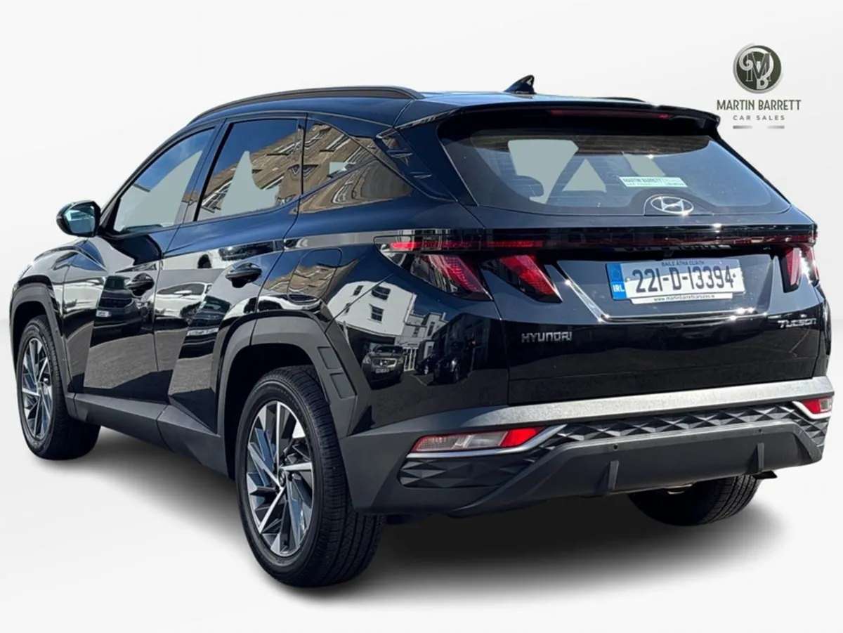 Hyundai Tucson Executive 2WD 5DR - Image 4