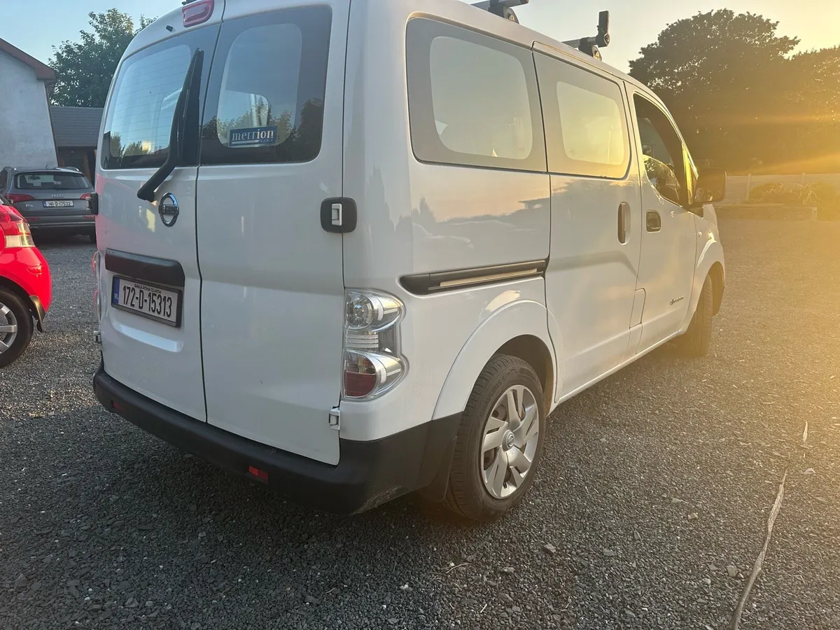 2017 Nissan ENV200 passanger van just 30k km - Image 4