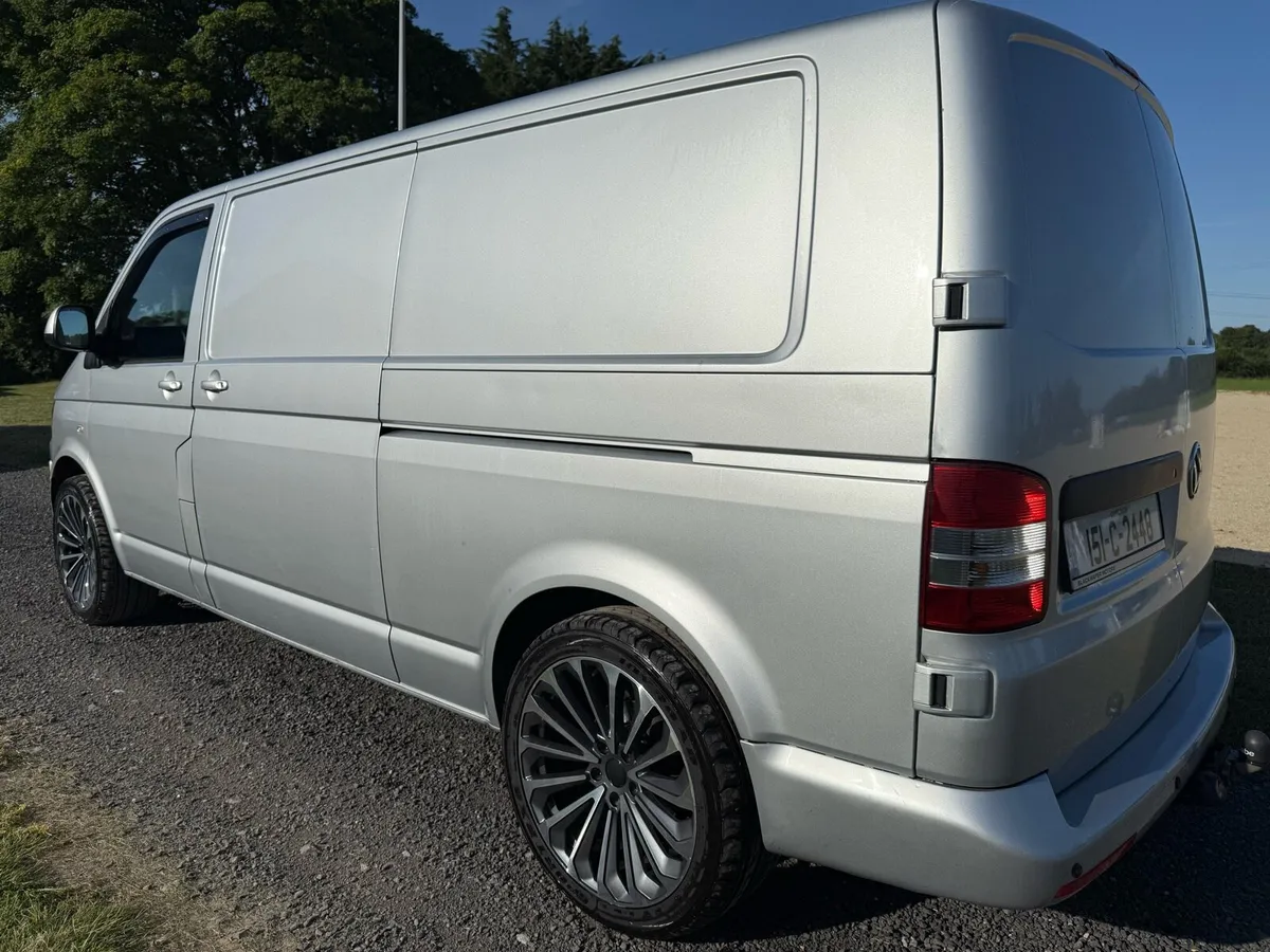 Volkswagen Transporter LWB - Image 4