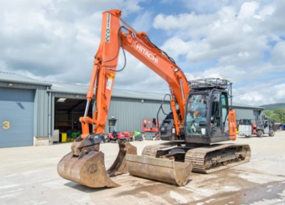 2019 Hitachi  ZX135US-6 *950Hrs* - MULLANS - Image 2