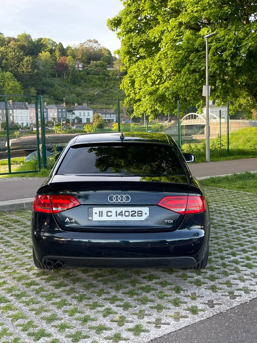 AUDI A4 2.0 Diesel 2011 FSH NCT - Image 4