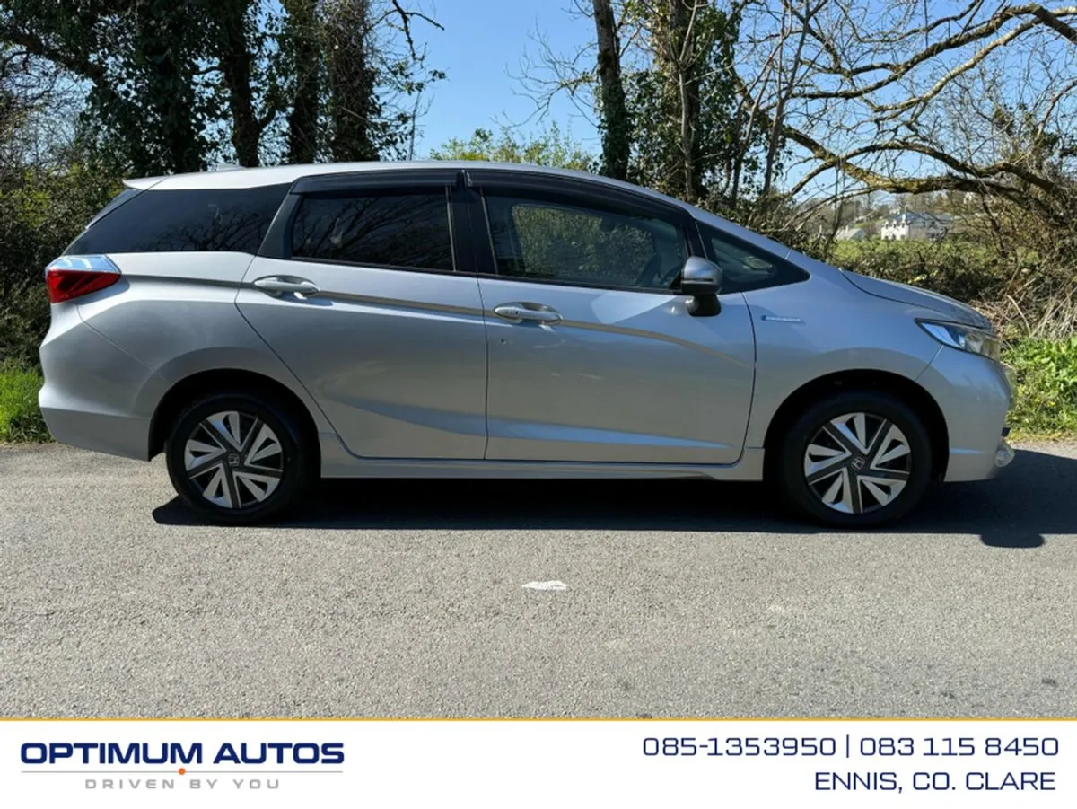 Honda Shuttle Automatic Self Charging Hybrid - Image 2