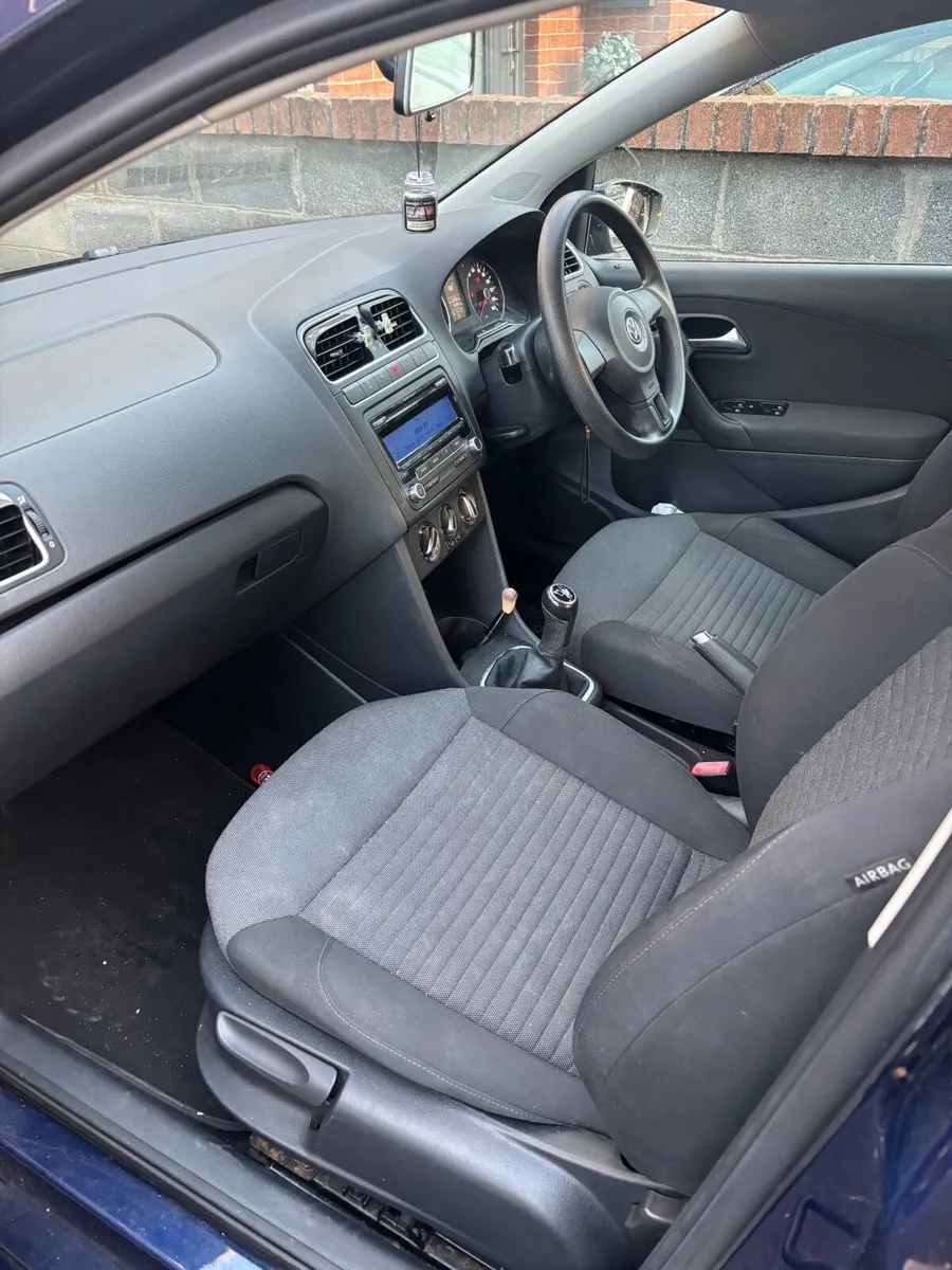 Volkswagen Polo 2011 - Image 3