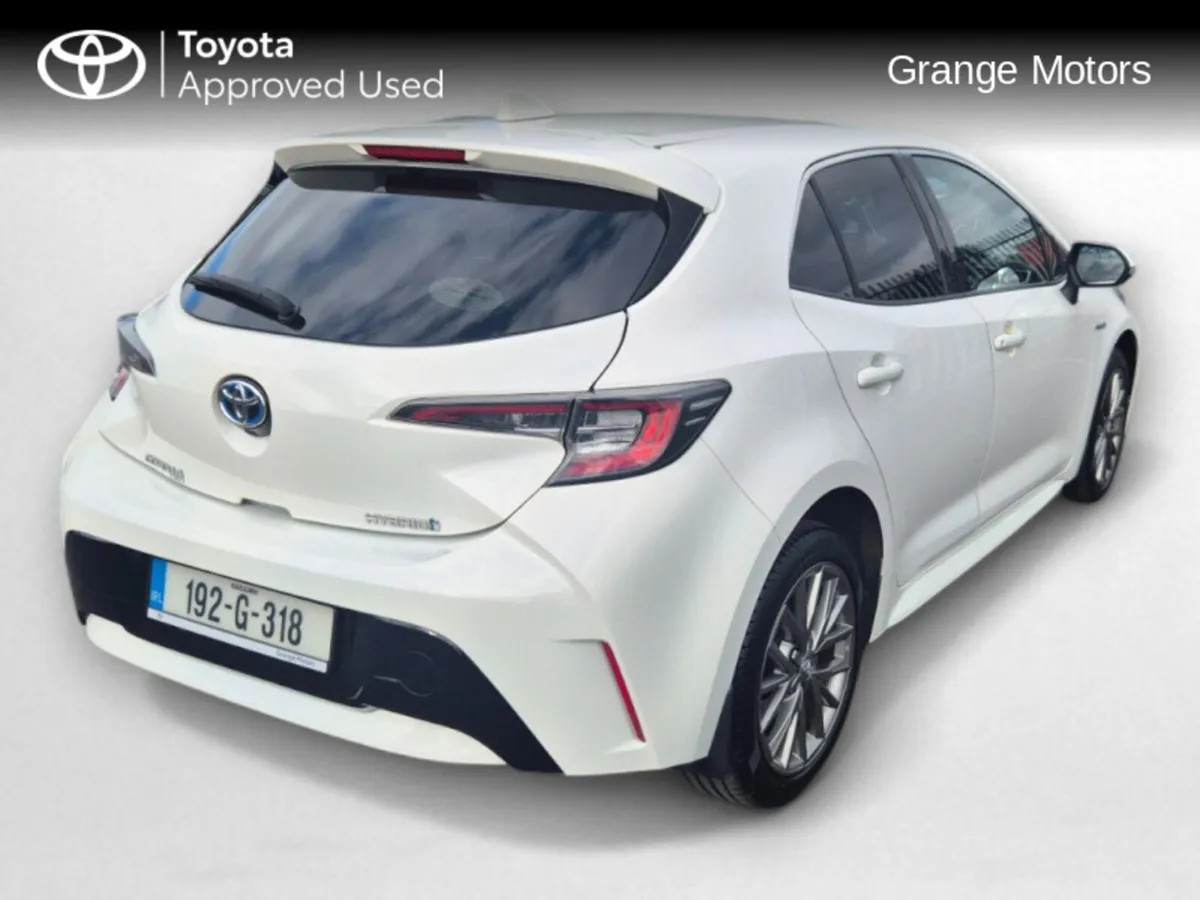 Toyota Corolla 1.8 HYBRID SOL H/B 5DR - Image 3