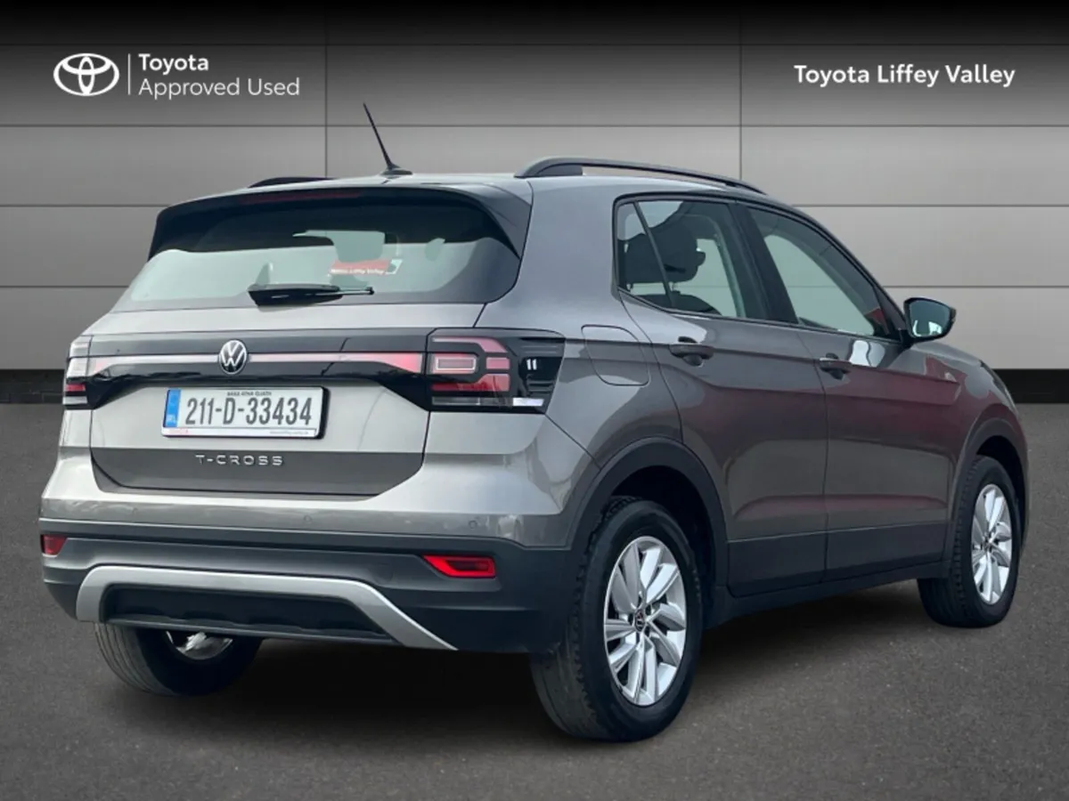 Volkswagen T-Cross LIFE 1.0 TSI MANUAL 5SPEED 95BH - Image 2
