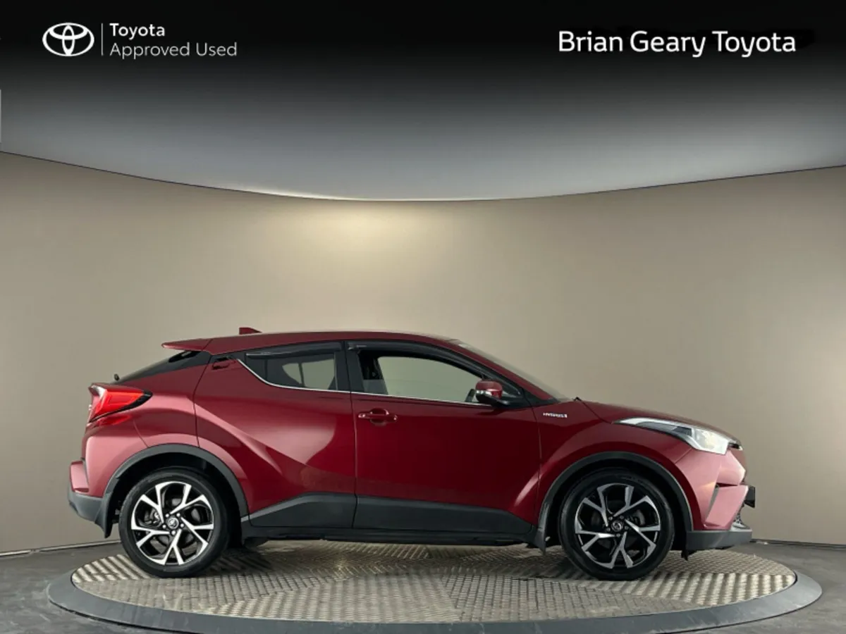 Toyota C-HR HYBRID SPORT - Image 3