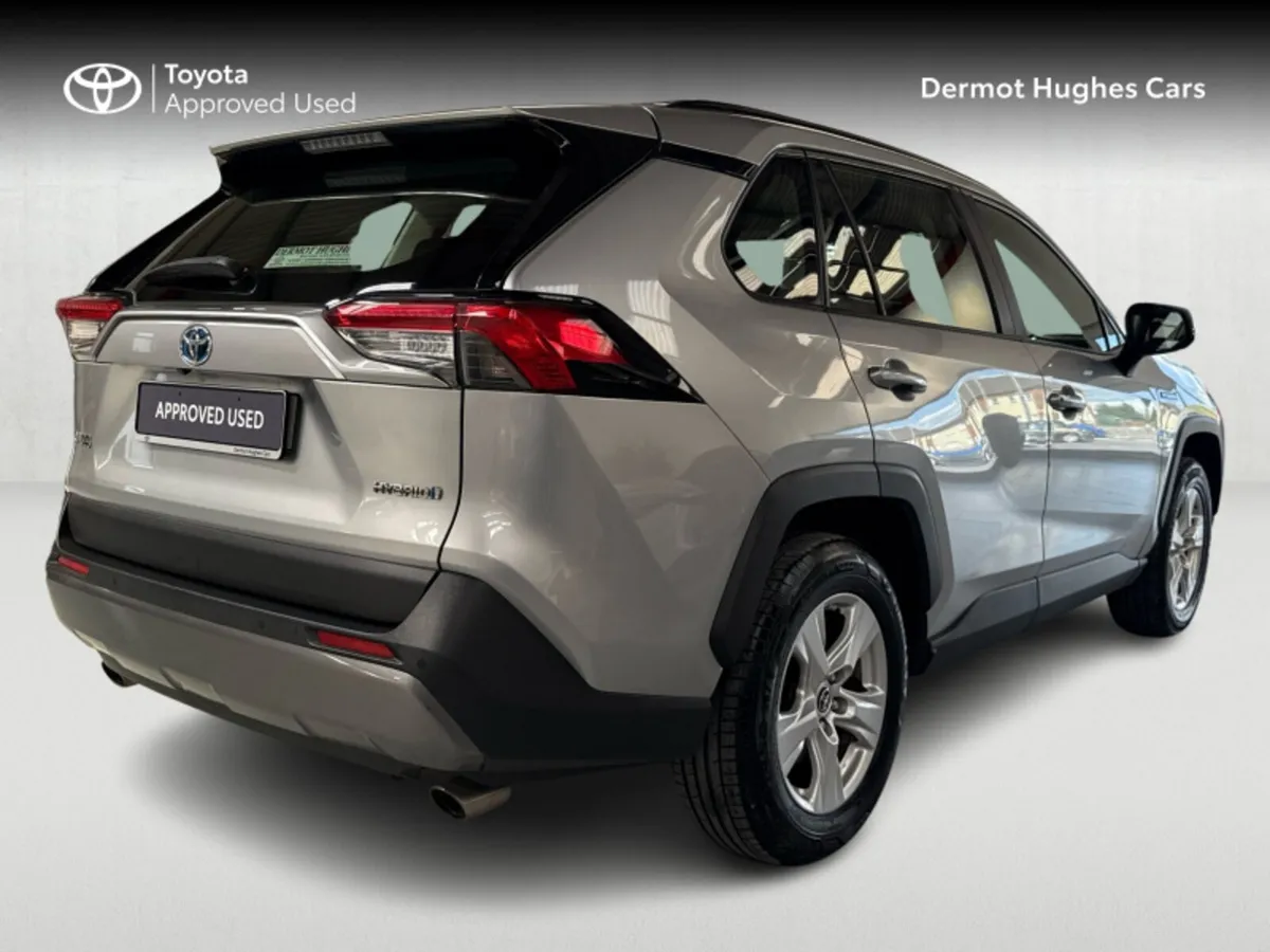 Toyota RAV4 RAV4 HYBRID LUNA 2WD - Image 2