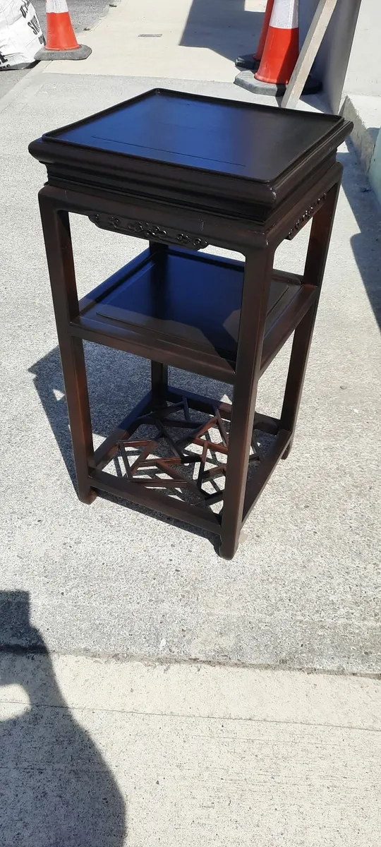 Vintage shelf - Image 1