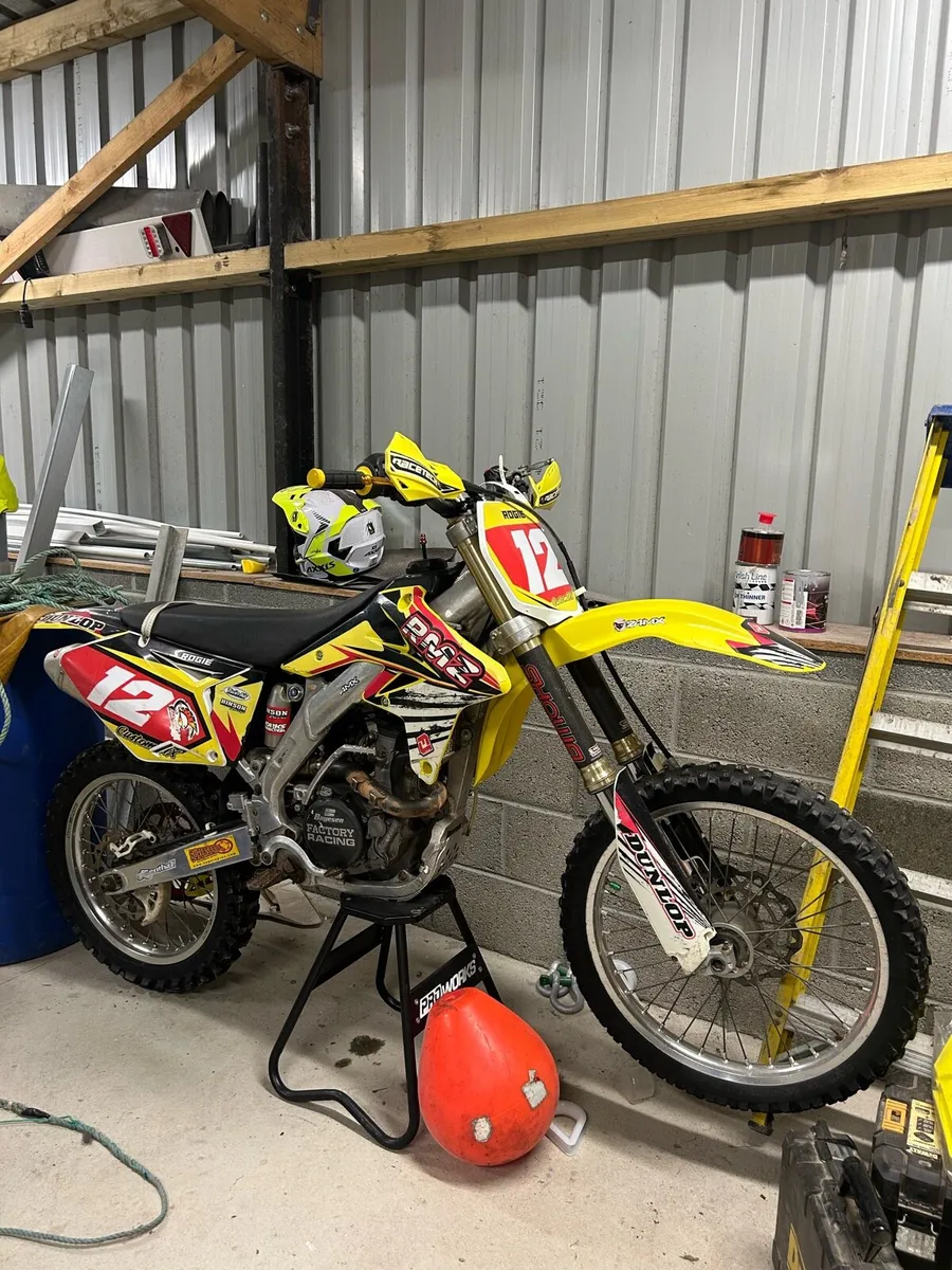 RMZ 250 - Image 1