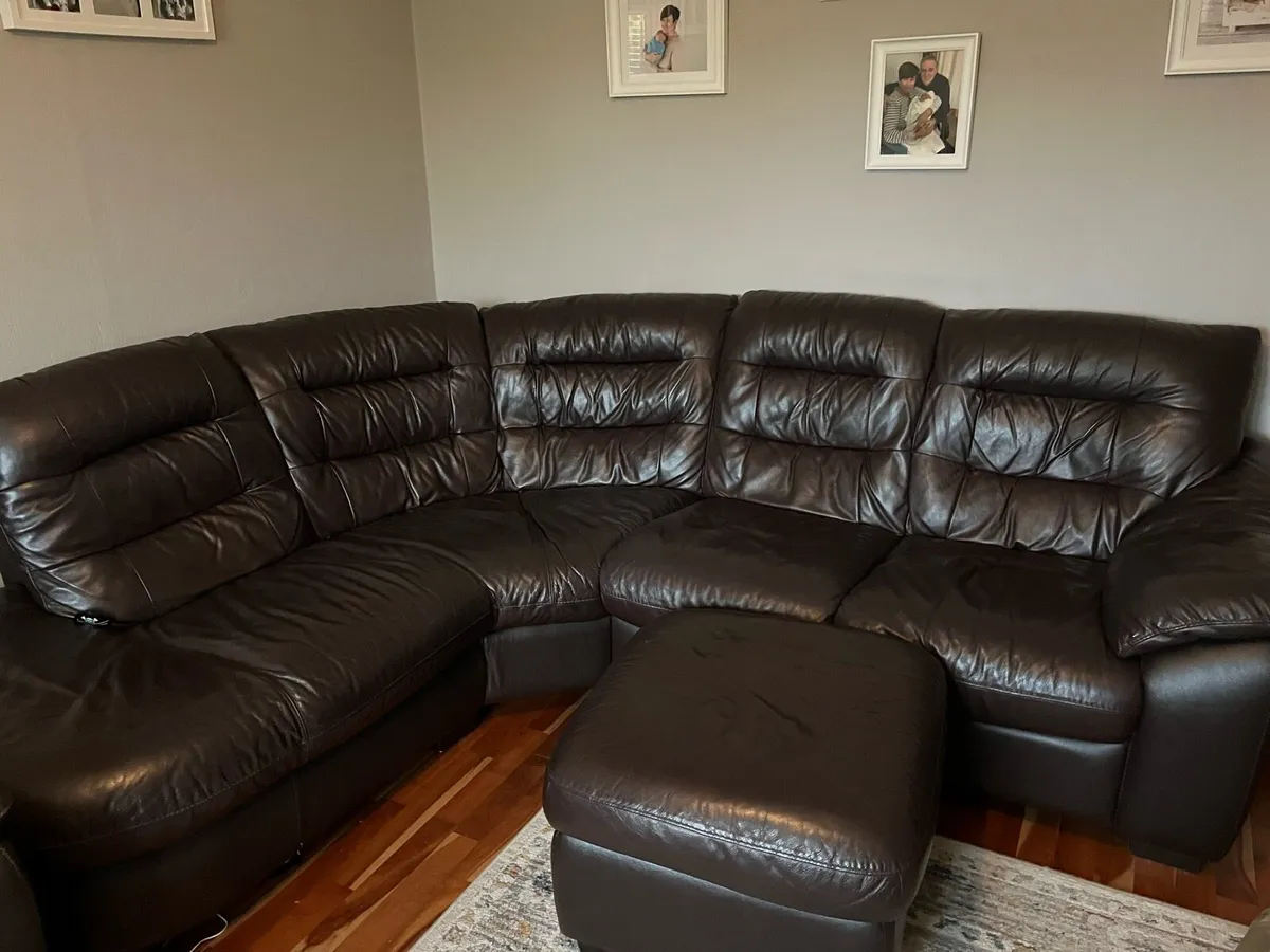 Leather suite - Image 2