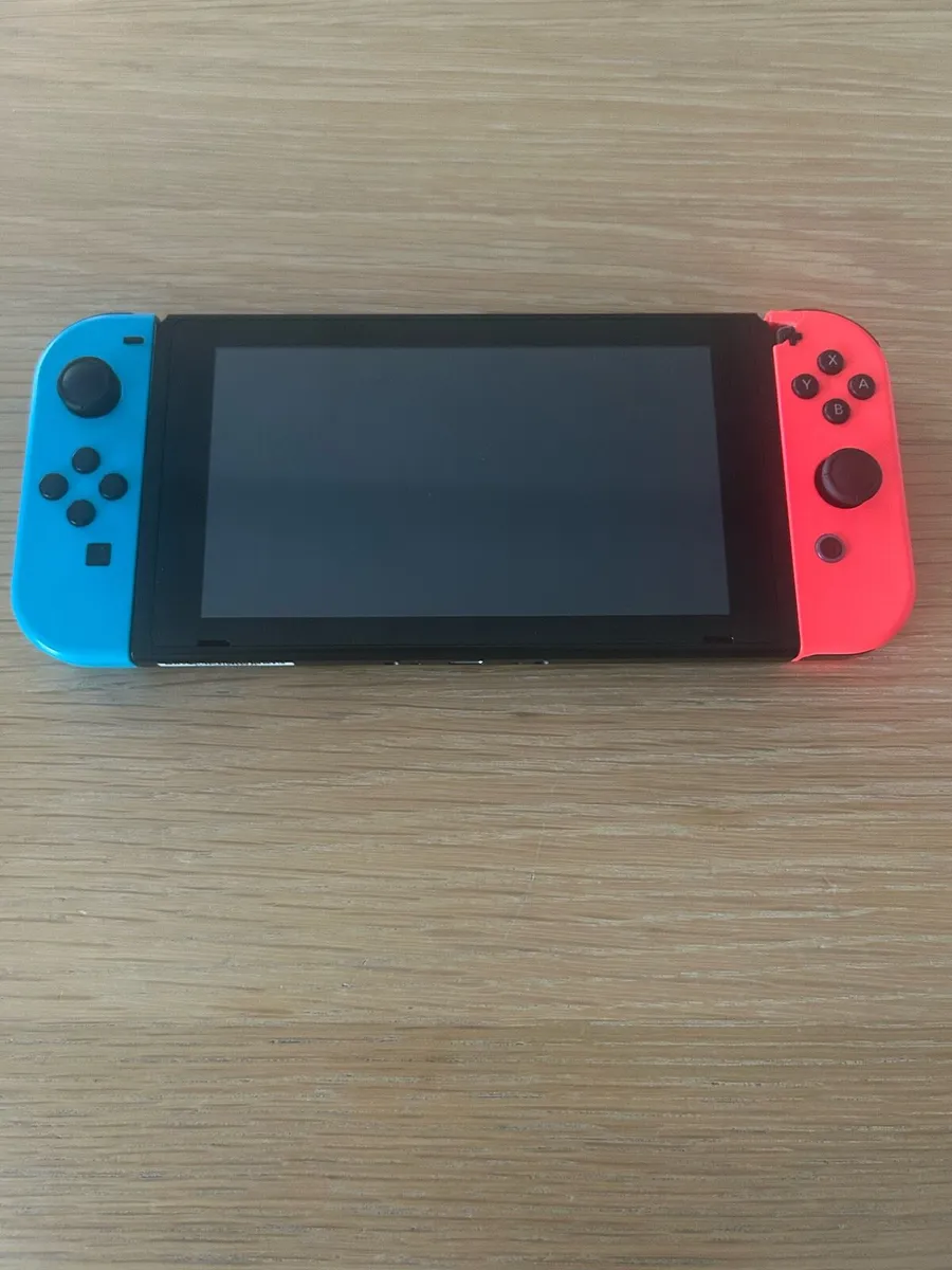 Nintendo Switch - Image 1