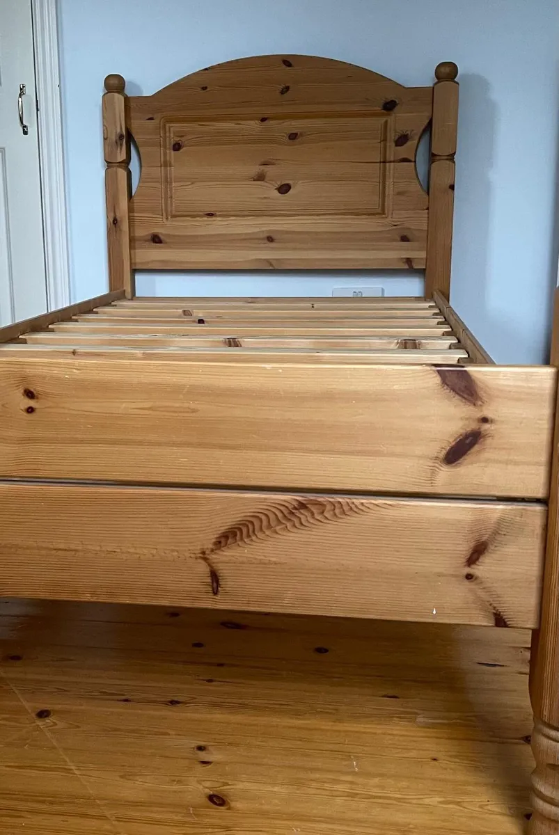 Beds - Image 2