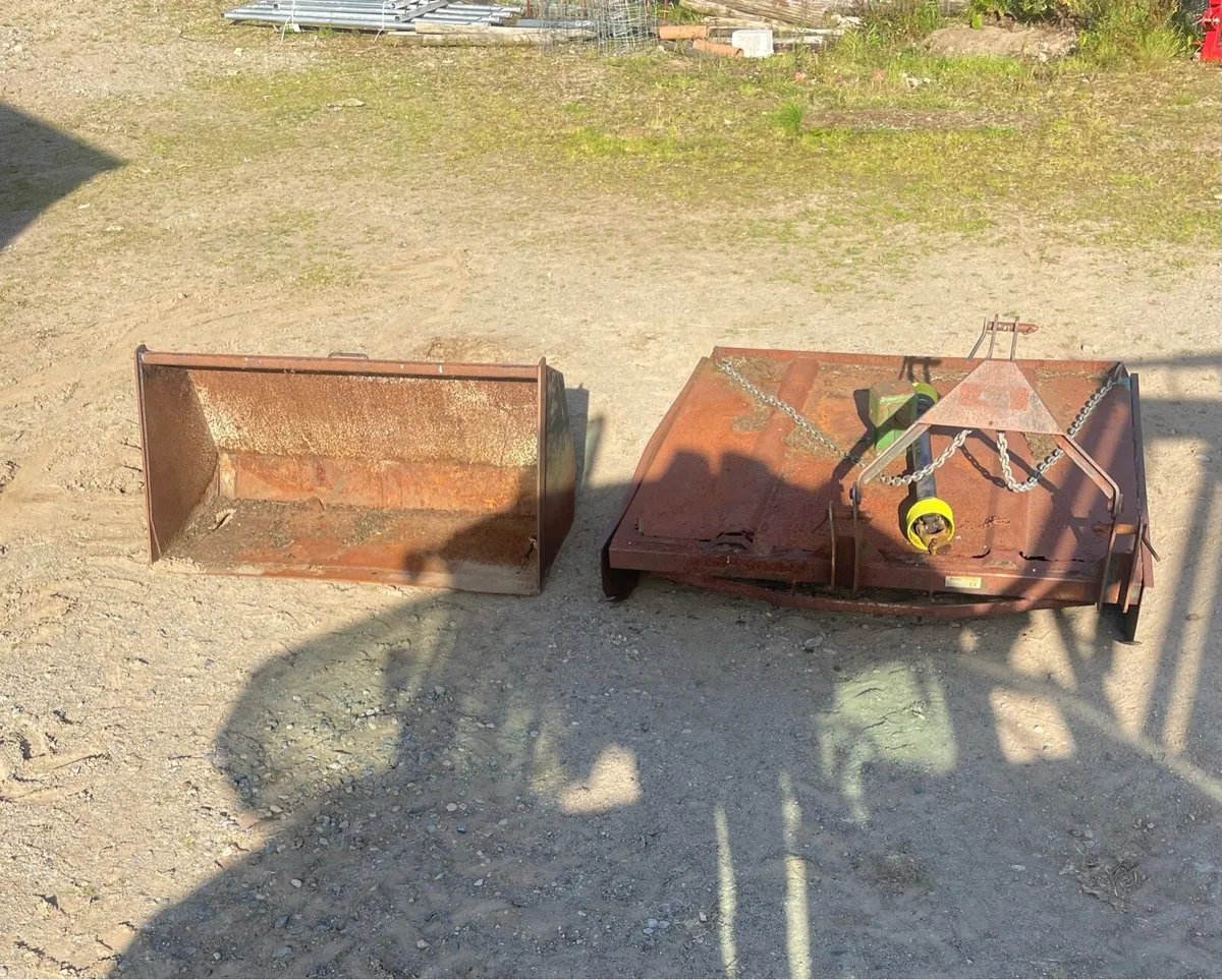 6ft Fleming Topper & 5ft Tanco loader bucket - Image 1