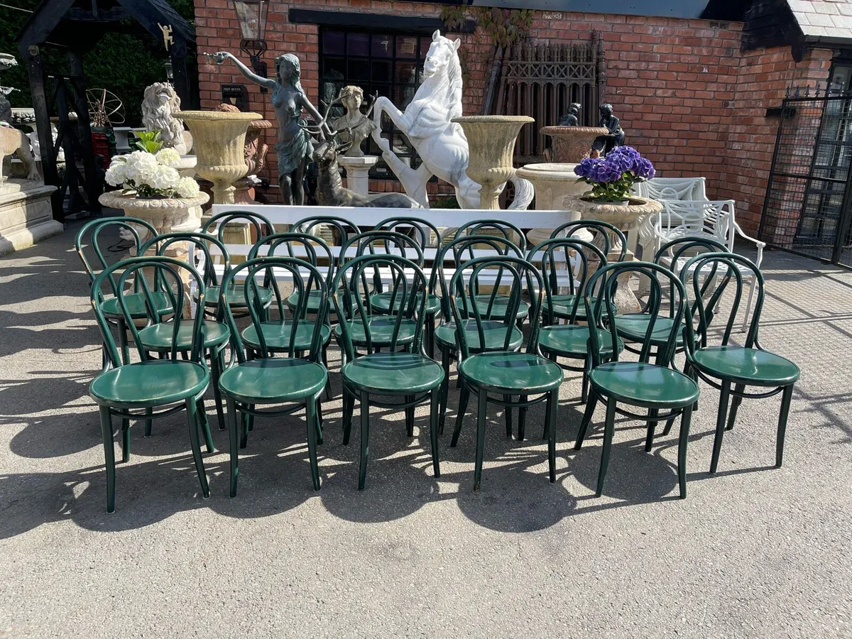 18 bentwood cafe/bar/pub chairs - Image 3
