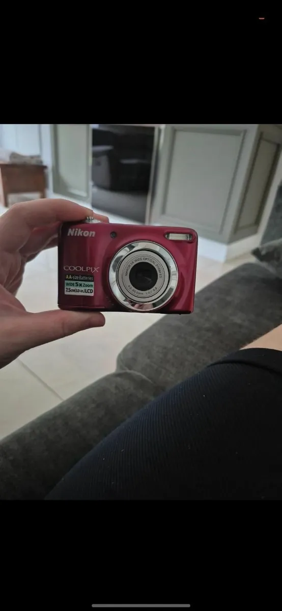 Digital camera - Image 2