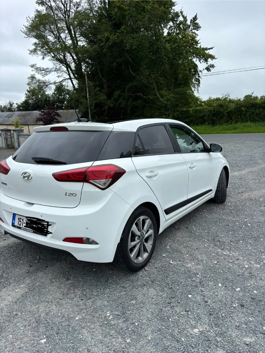 Hyundai i20 2015 1.2 DELUXE - Image 2