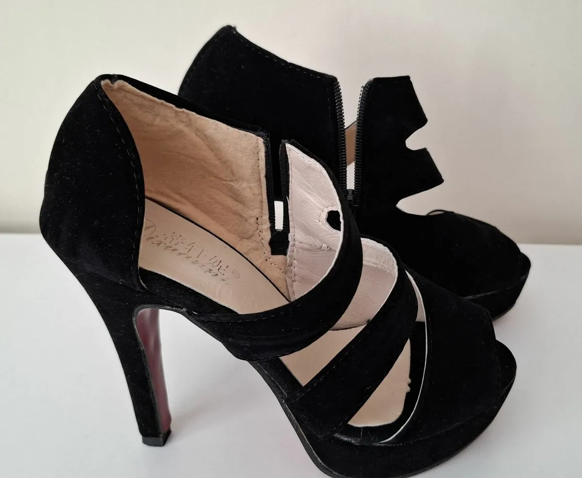 HIGH HEELS SHOES SIZE EU 37 - Image 4