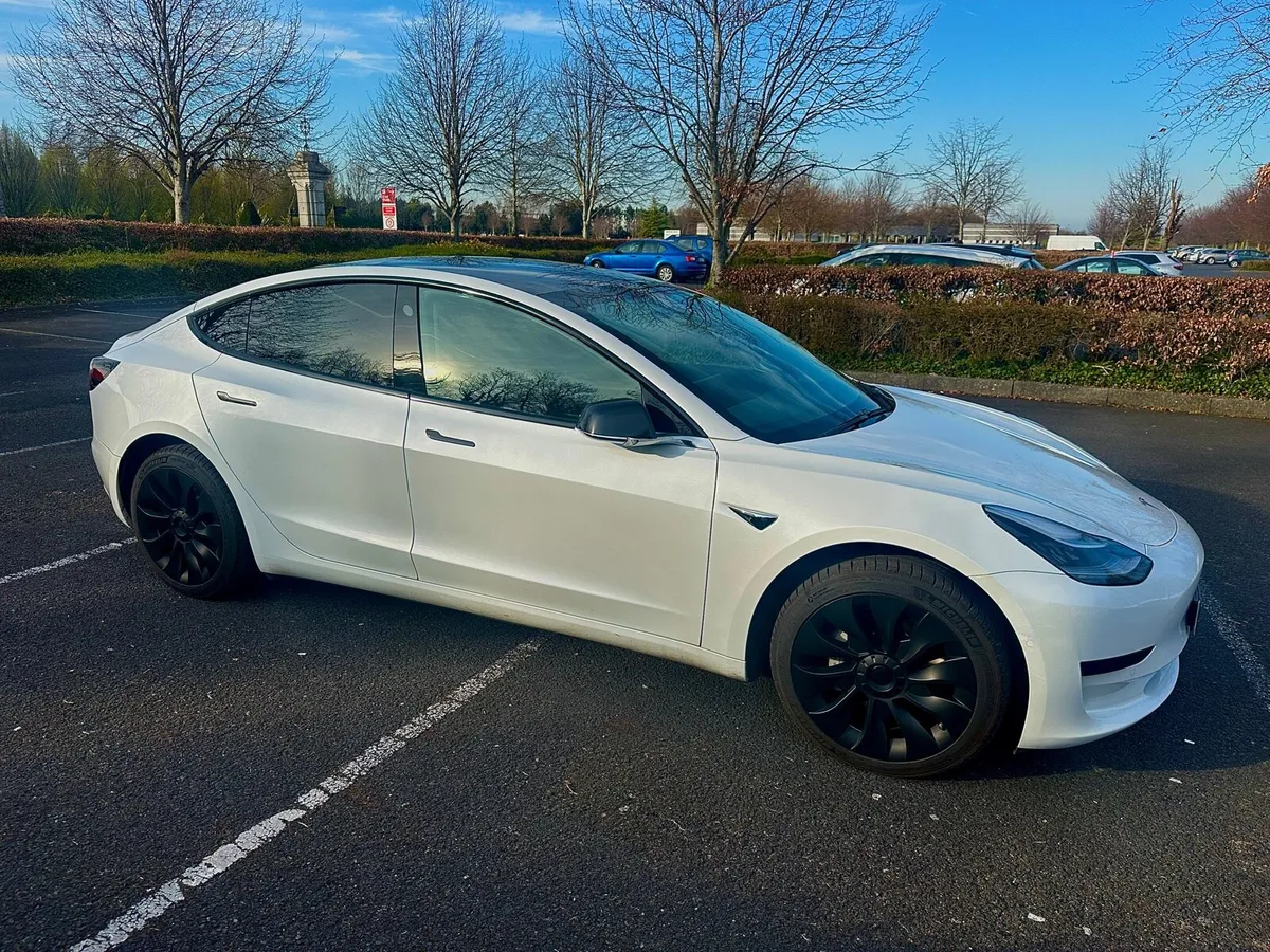 2019 TESLA MODEL 3 - Image 2