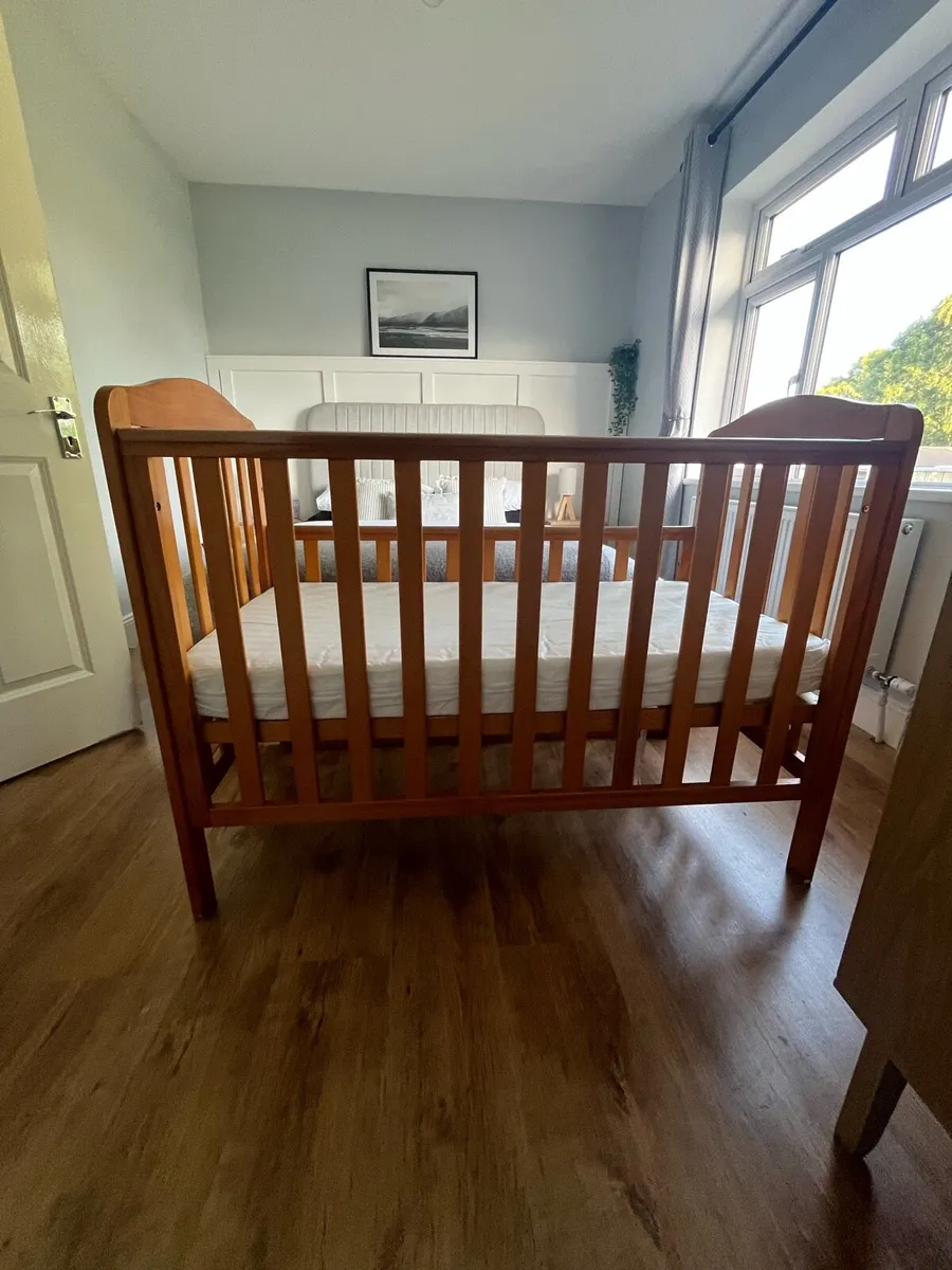 Mothercare Cot - Modified for Twins next to me - Image 4