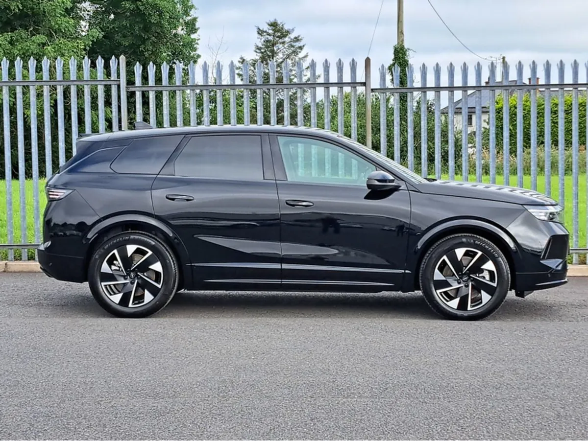 Opel Grandland GS 213BHP 73kwh Fully Electric  to - Image 4