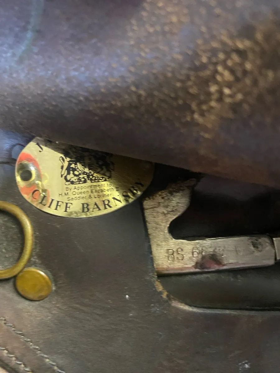 16” cliff barnsby brown Leather saddle - Image 3