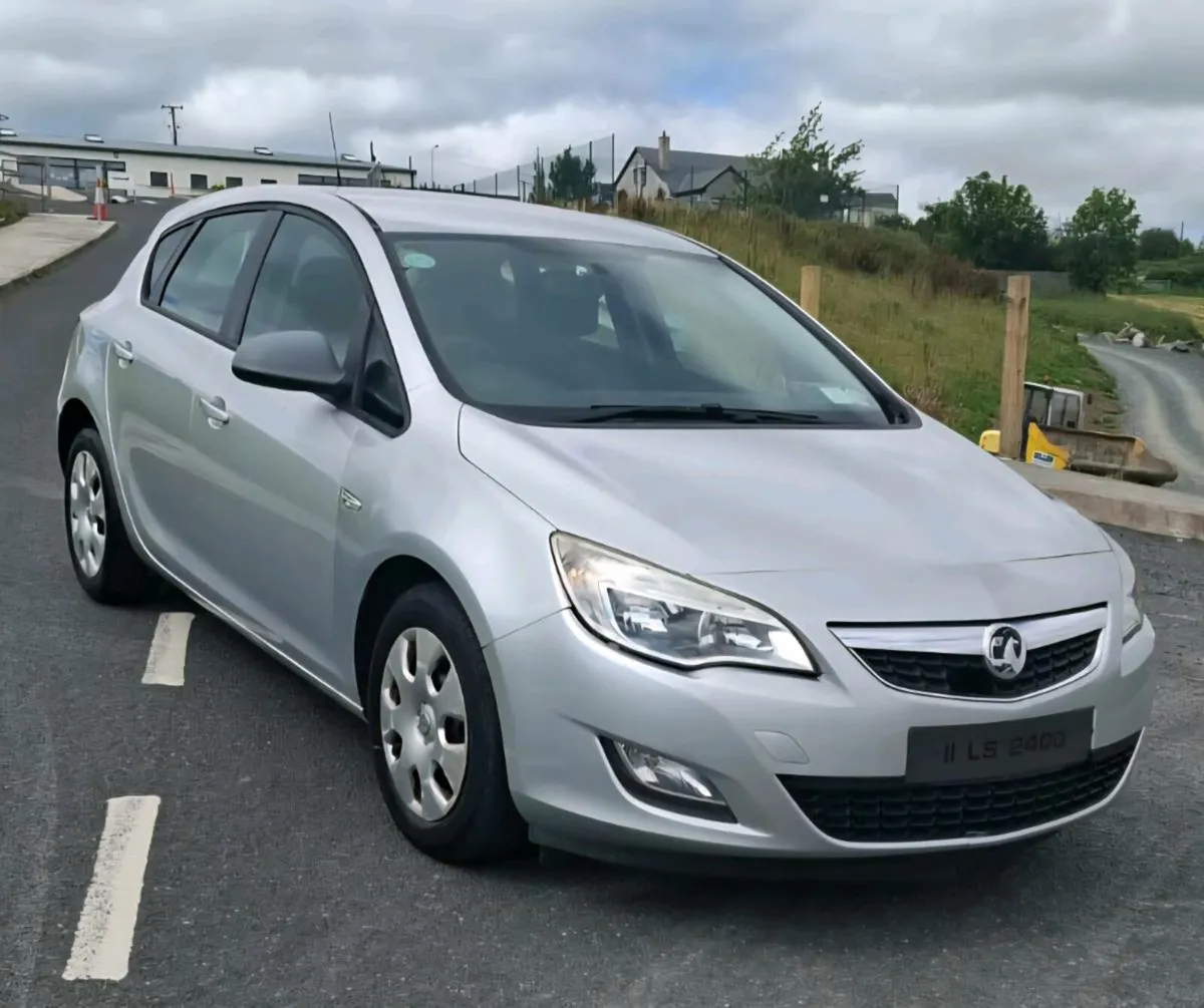 2011 Vauxhall Astra (New NCT) - Image 1