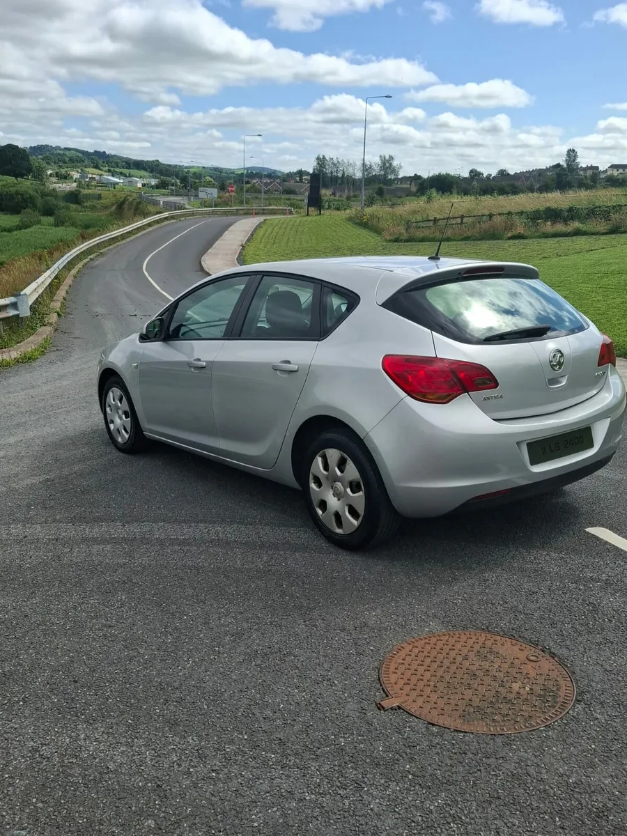 2011 Vauxhall Astra (New NCT) - Image 3