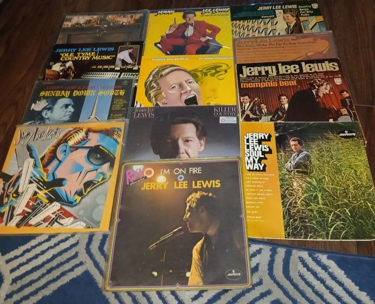 Mixture of Vinyl - Image 2