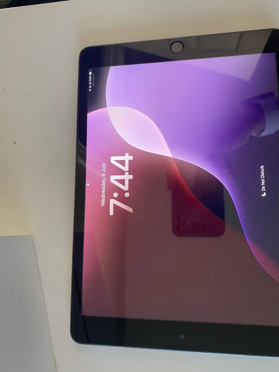 iPad 8 gen 2020 - Image 3