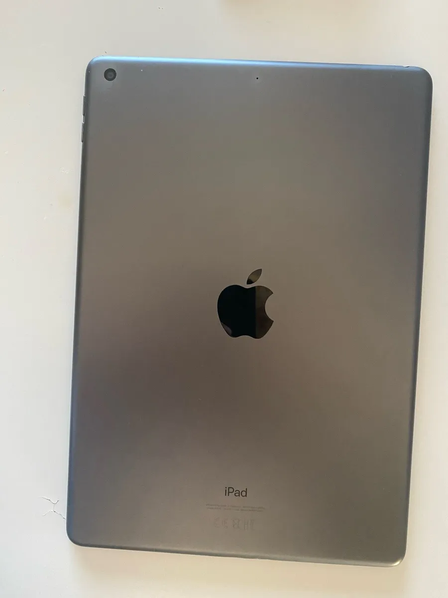 iPad 8 gen 2020 - Image 4