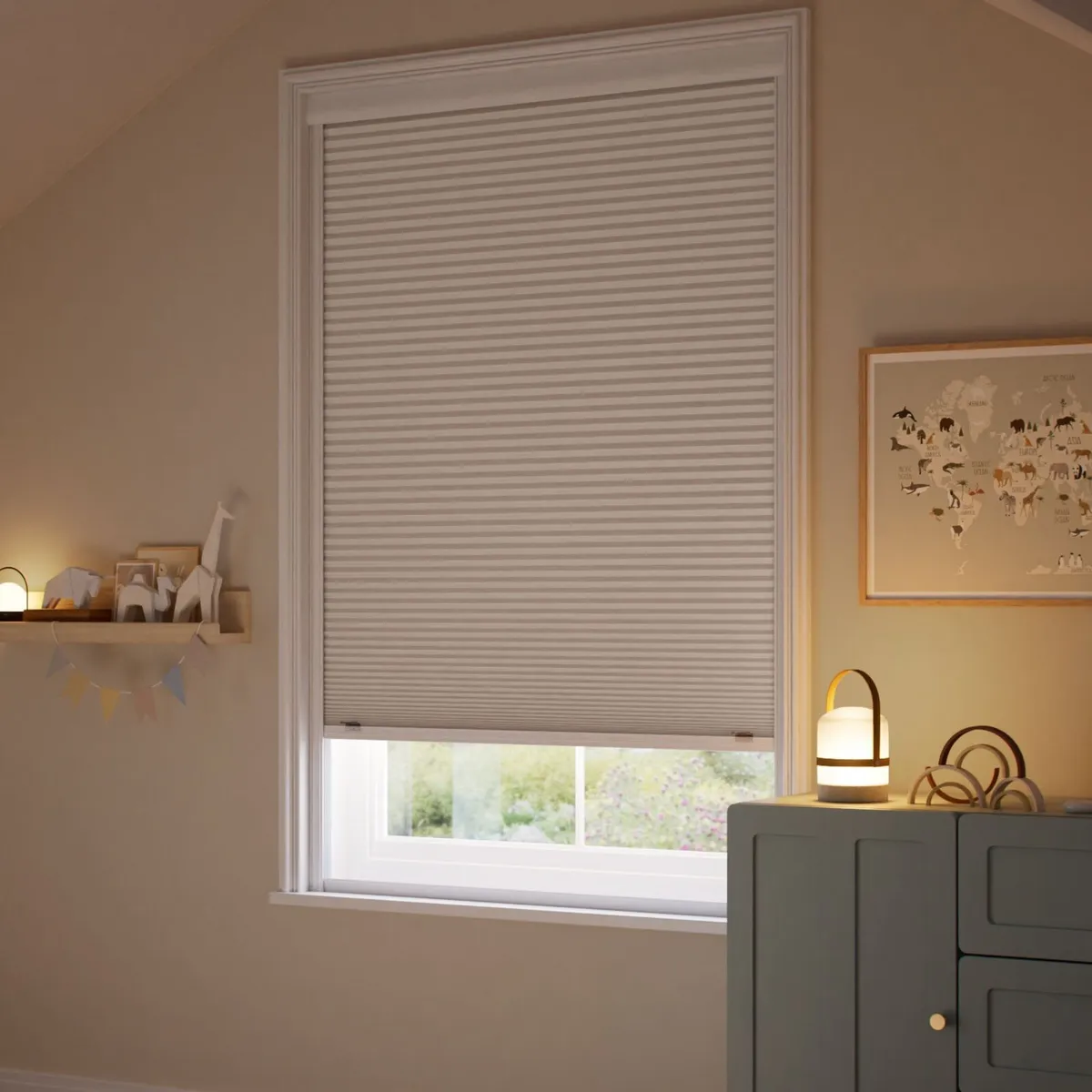 Blackout made to measure blinds 89cm x 129cm - Image 3