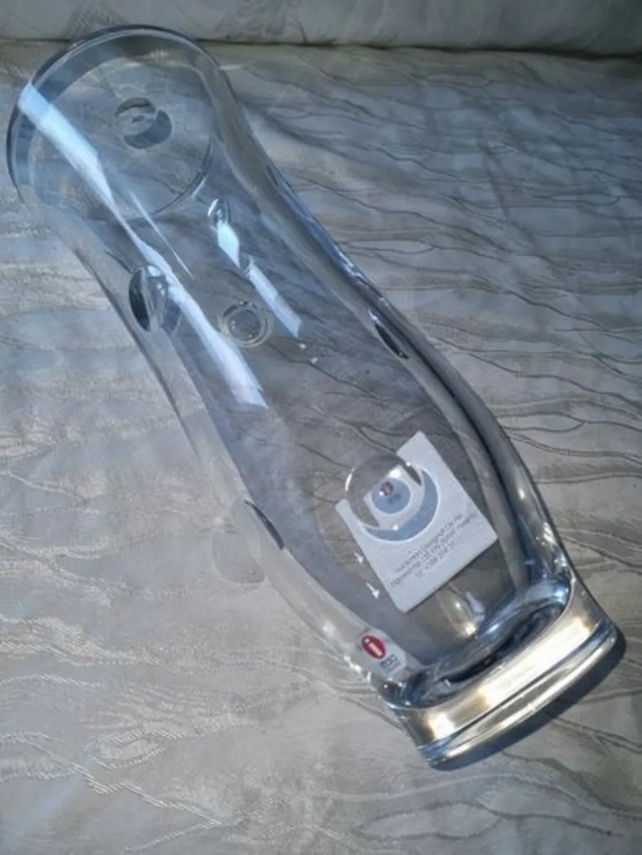Scandinavian Art Glass Vase Iittala Finland - Image 4