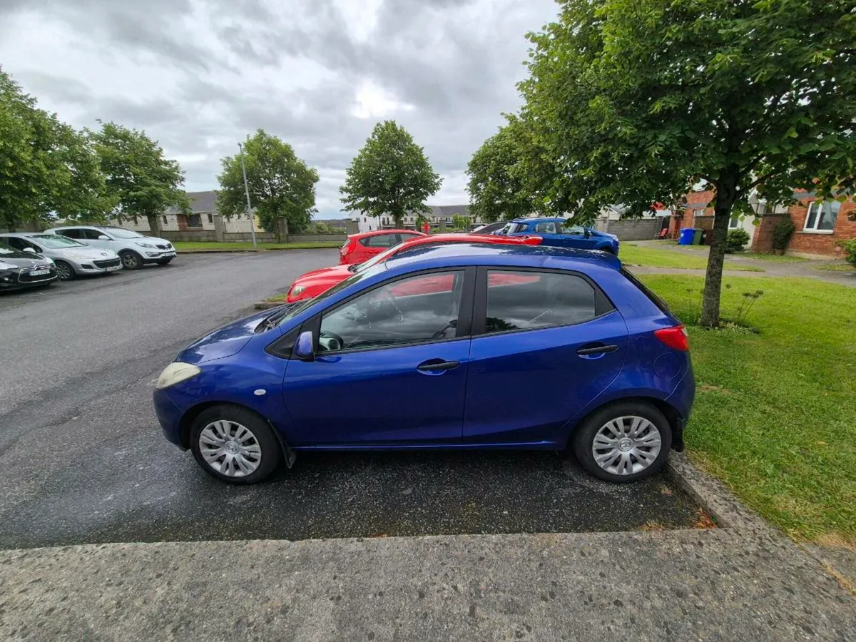 2008 Mazda 2 - Image 2