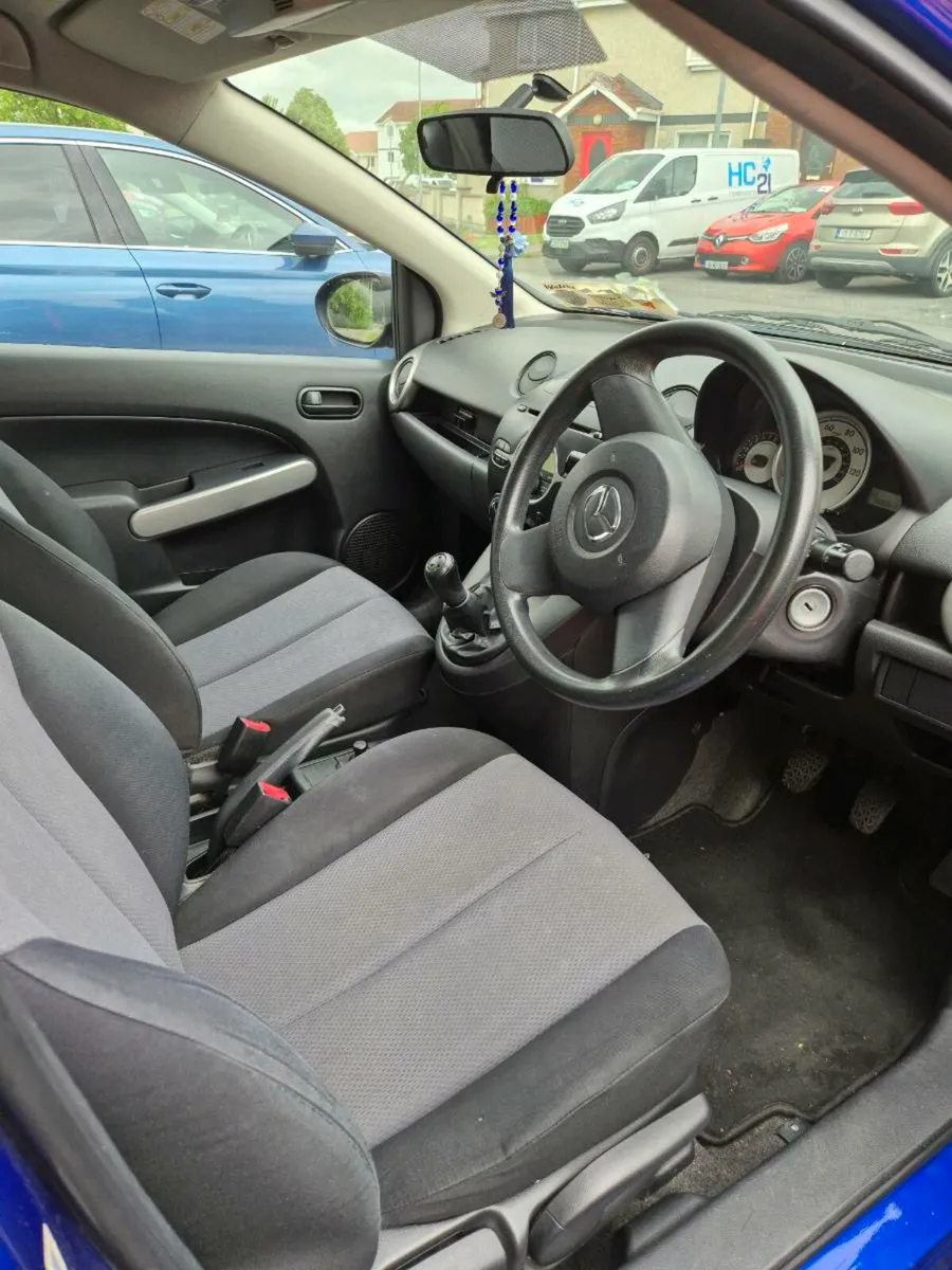 2008 Mazda 2 - Image 4