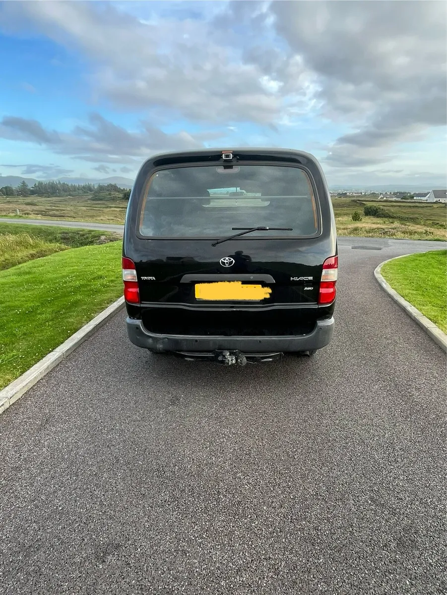 2008 Toyota Hiace Van - Image 3